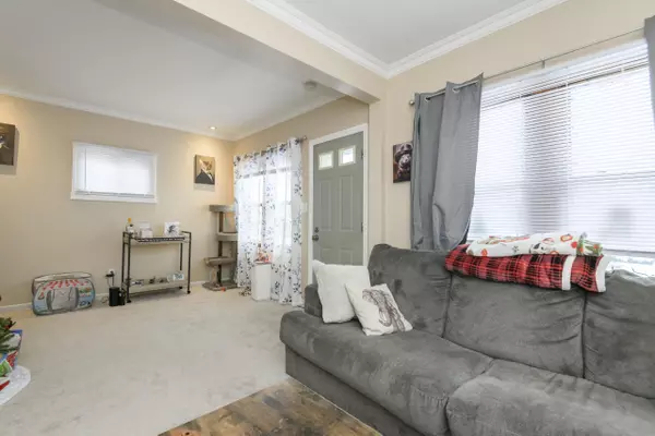 West Allis, WI 53219,2140 S 70th St