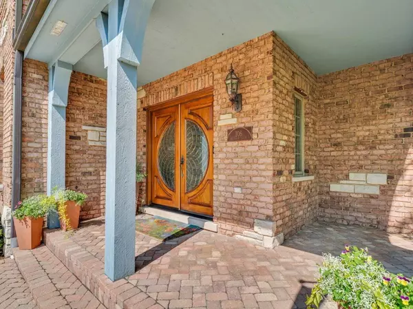 Racine, WI 53402,106 Michigan Ct