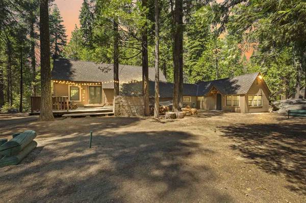 126 Rustic, Pinecrest, CA 95364