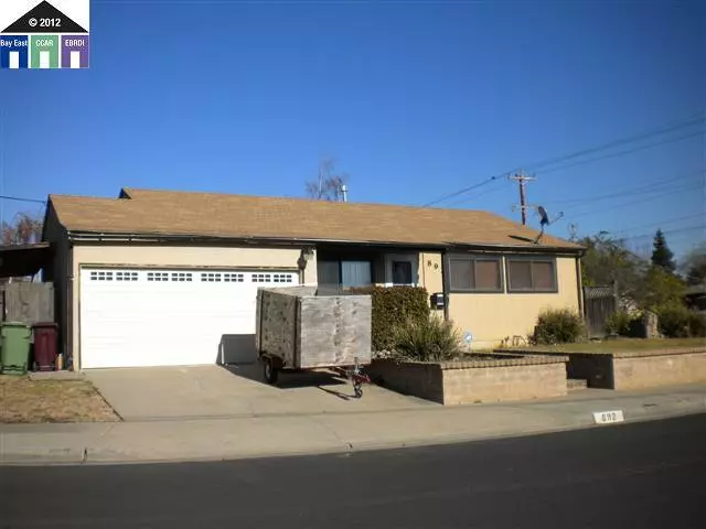 892 blaine, Hayward, CA 94544