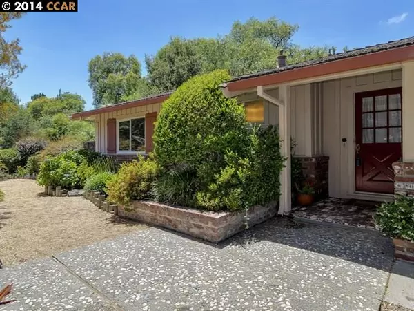 Moraga, CA 94556,736 MORAGA RD