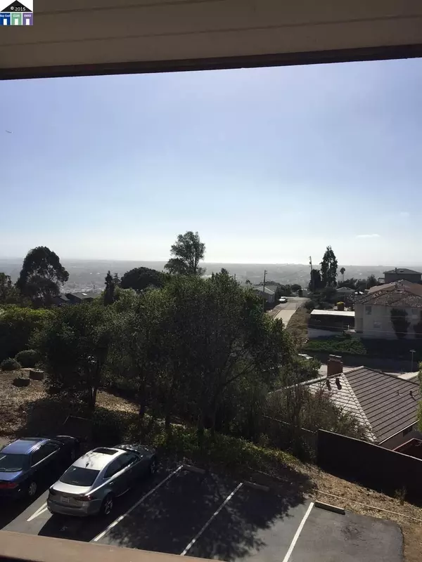 19100 CREST AVE #6, Castro Valley, CA 94546