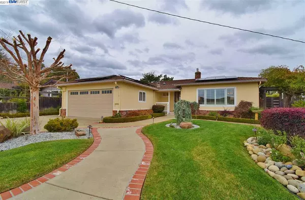 17808 Trenton Dr, Castro Valley, CA 94546