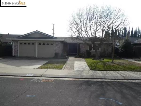 920 E Edison St, Manteca, CA 95336