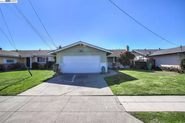 820 Barker Ave, Hayward, CA 94541