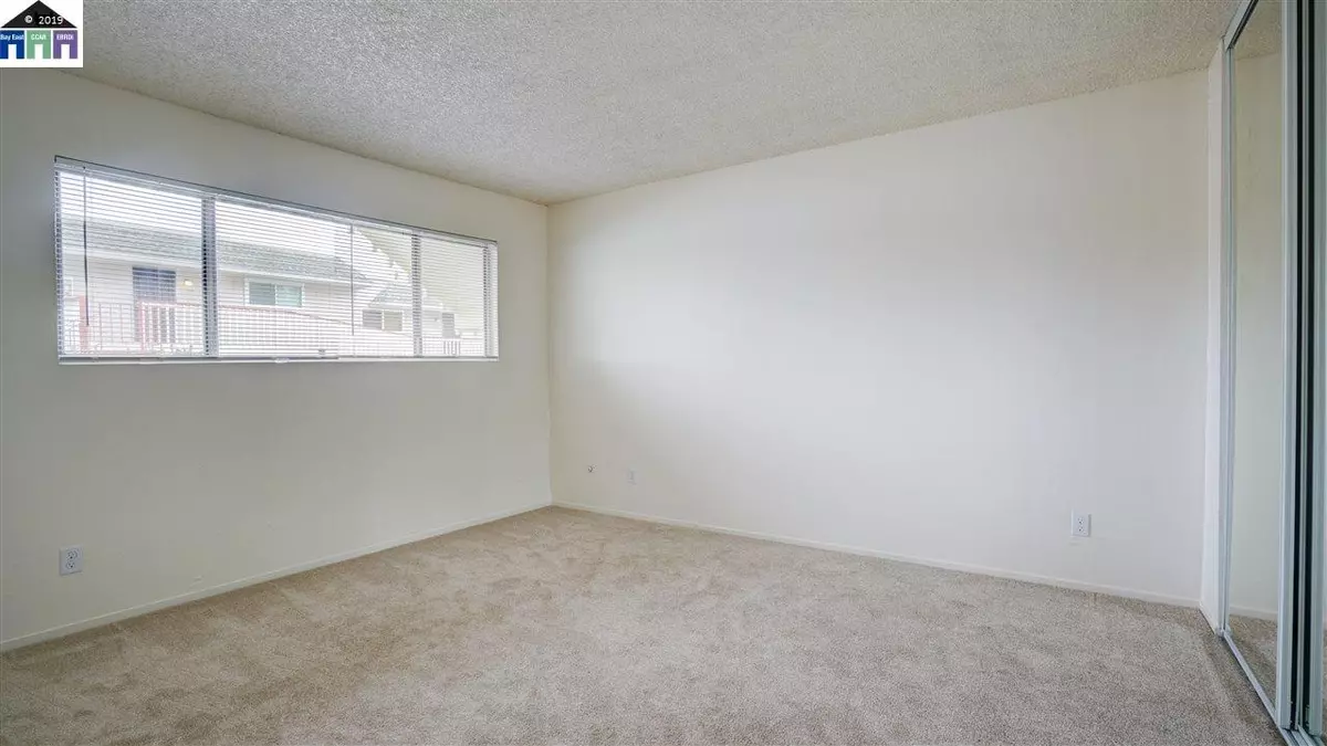 Benicia, CA 94510,919 W L St #7