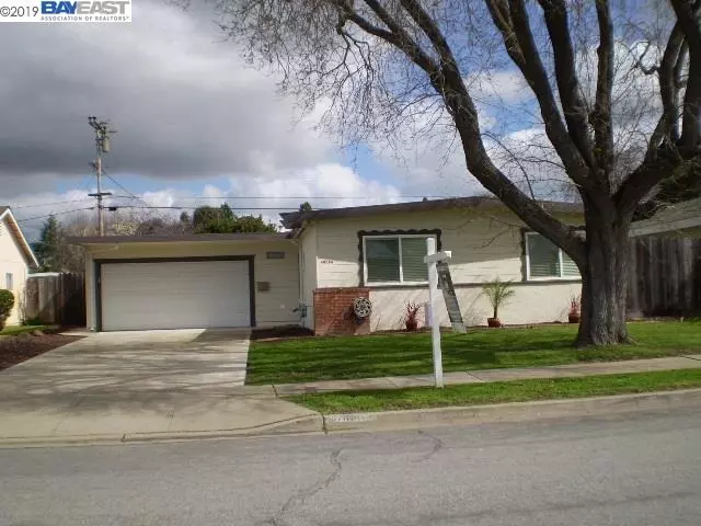 Fremont, CA 94538,40054 Michelle St