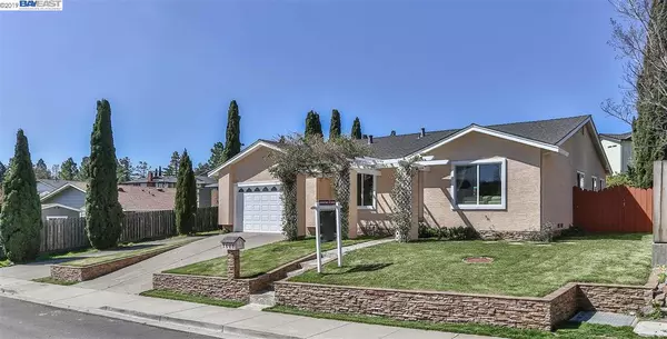 3680 Skyline Dr, Hayward, CA 94542