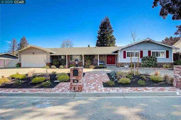 990 Kenston Drive, Clayton, CA 94517