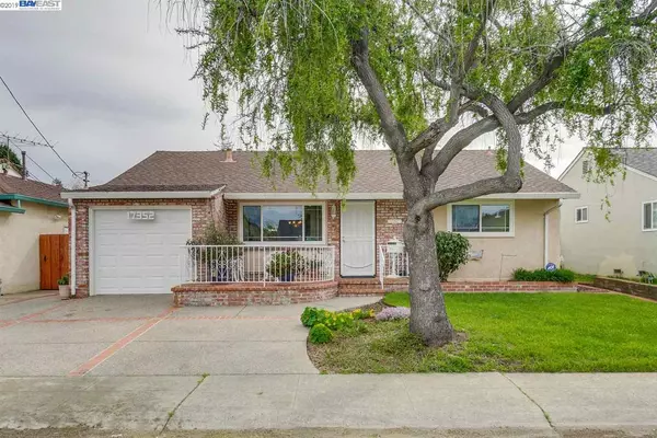 17352 Via Chiquita, San Lorenzo, CA 94580