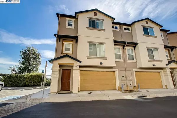 1702 Liberty Pointe Way, San Leandro, CA 94578