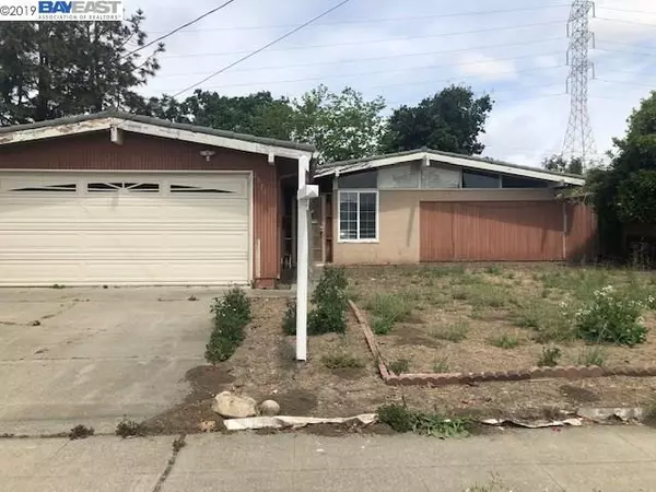 2671 Darwin St, Hayward, CA 94545