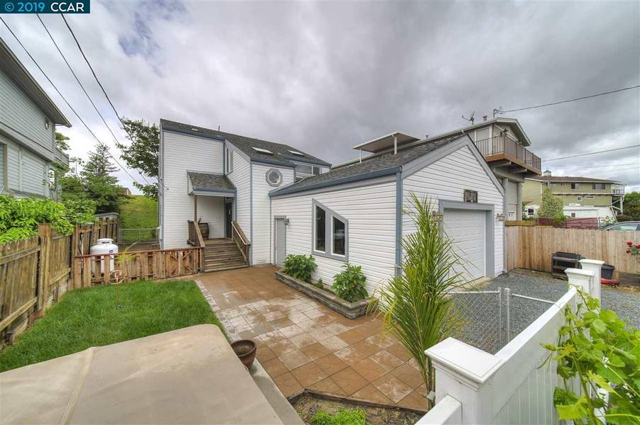 51 Taylor Pl, Bethel Island, CA 94511