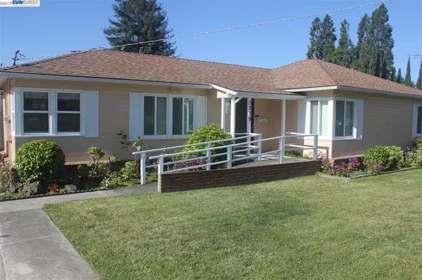 3779 Somerset Ave, Castro Valley, CA 94546