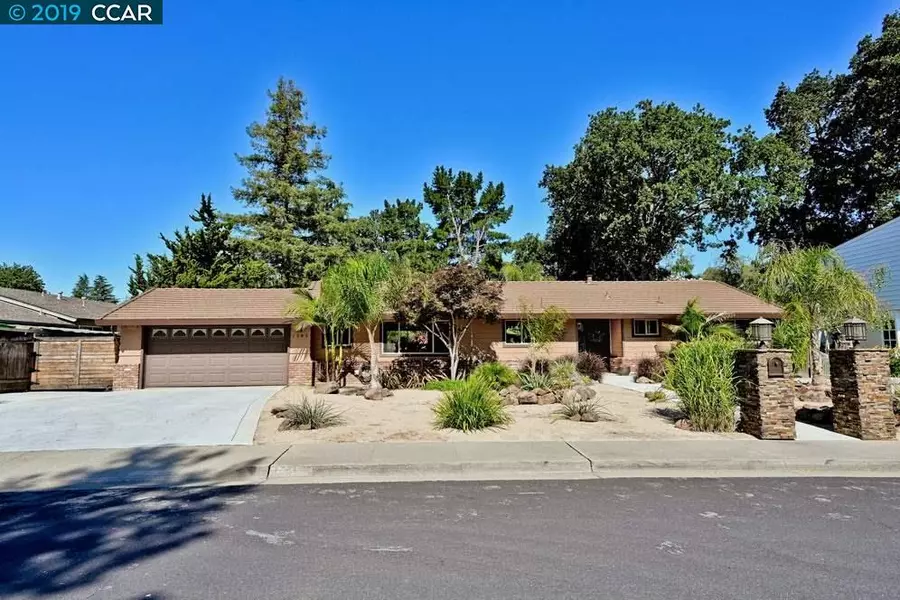 1585 N Mitchell Canyon Rd, Clayton, CA 94517