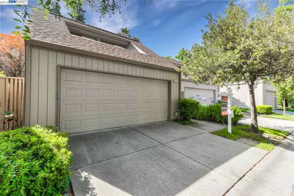 5227 Riverdale Ct, Pleasanton, CA 94588