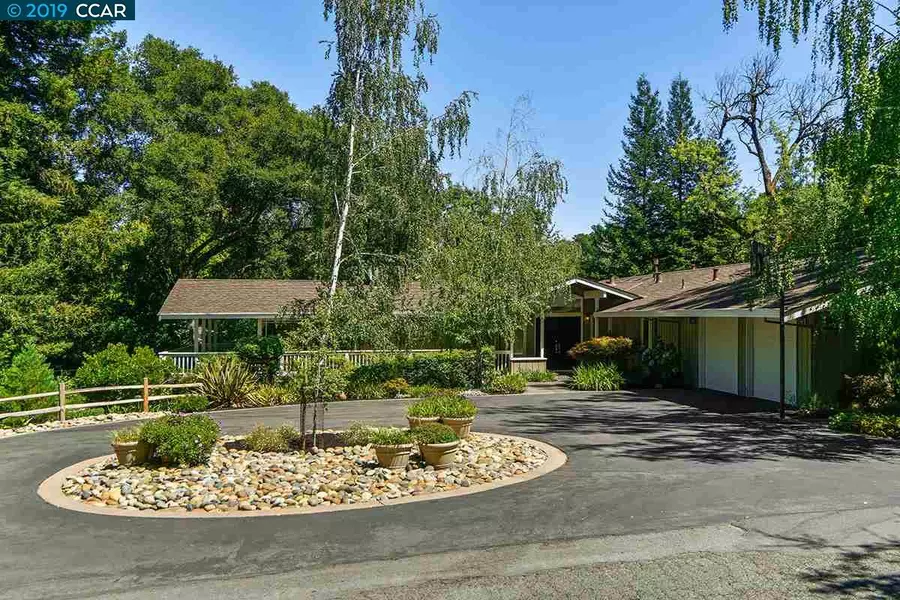 24 Prado Way, Lafayette, CA 94549