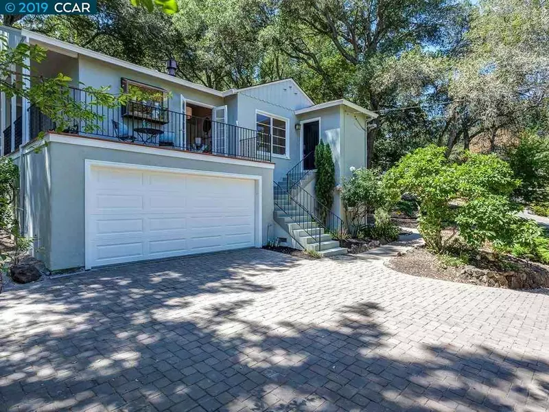 155 Canon Dr, Orinda, CA 94563