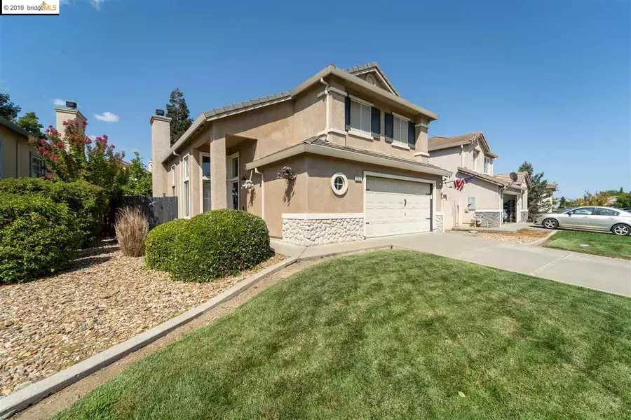 952 Celestine Cir, Vacaville, CA 95687