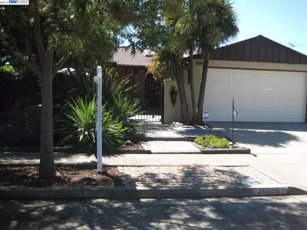 Hayward, CA 94544,31035 Oakhill Way