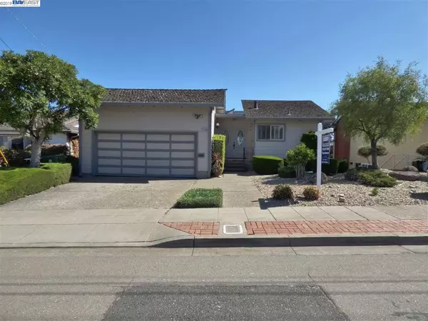 21746 Shadyspring Rd, Castro Valley, CA 94546