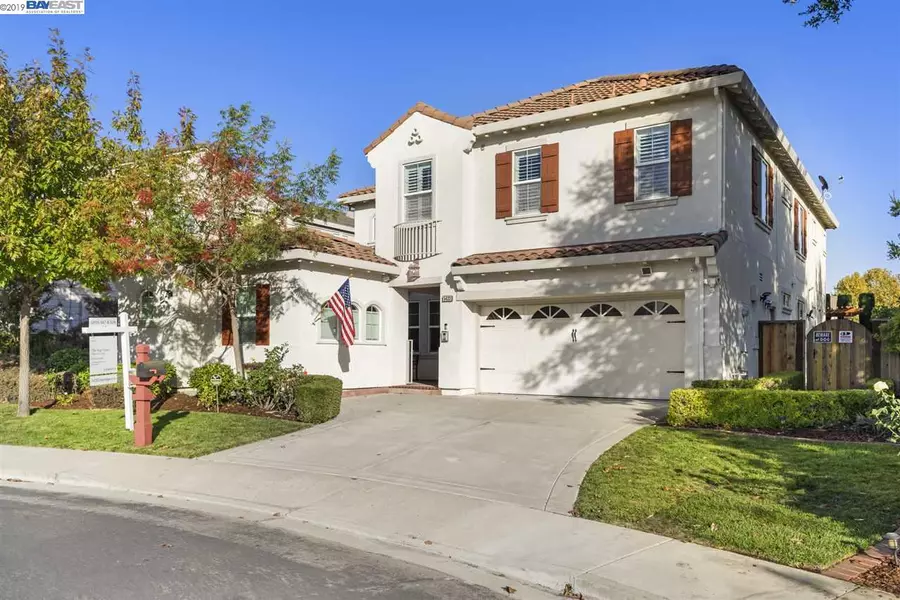 5433 Crestridge Ter, Dublin, CA 94568