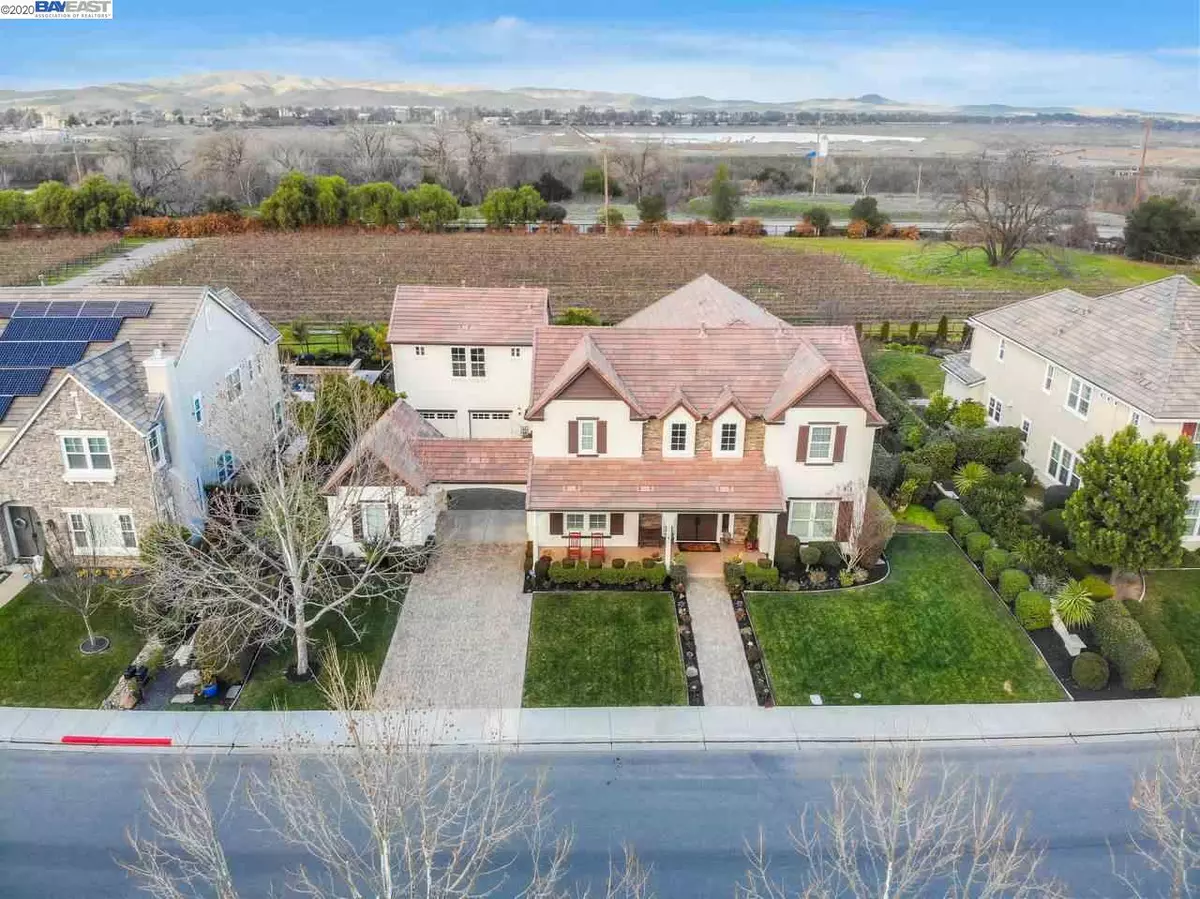 Pleasanton, CA 94566,2277 Vineyard Heights Ln