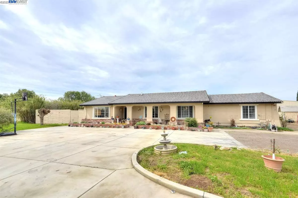 Tracy, CA 95304,23155 Vaquero Ct