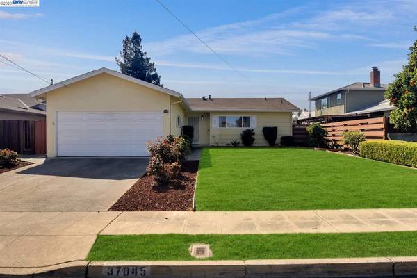 37045 Saint Christopher St, Newark, CA 94560