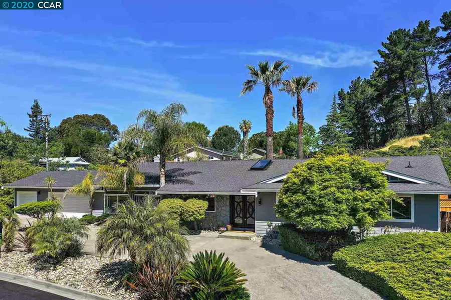 71 Bates Blvd, Orinda, CA 94563