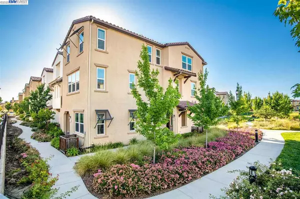 1270 Gusty Loop #3, Livermore, CA 94550