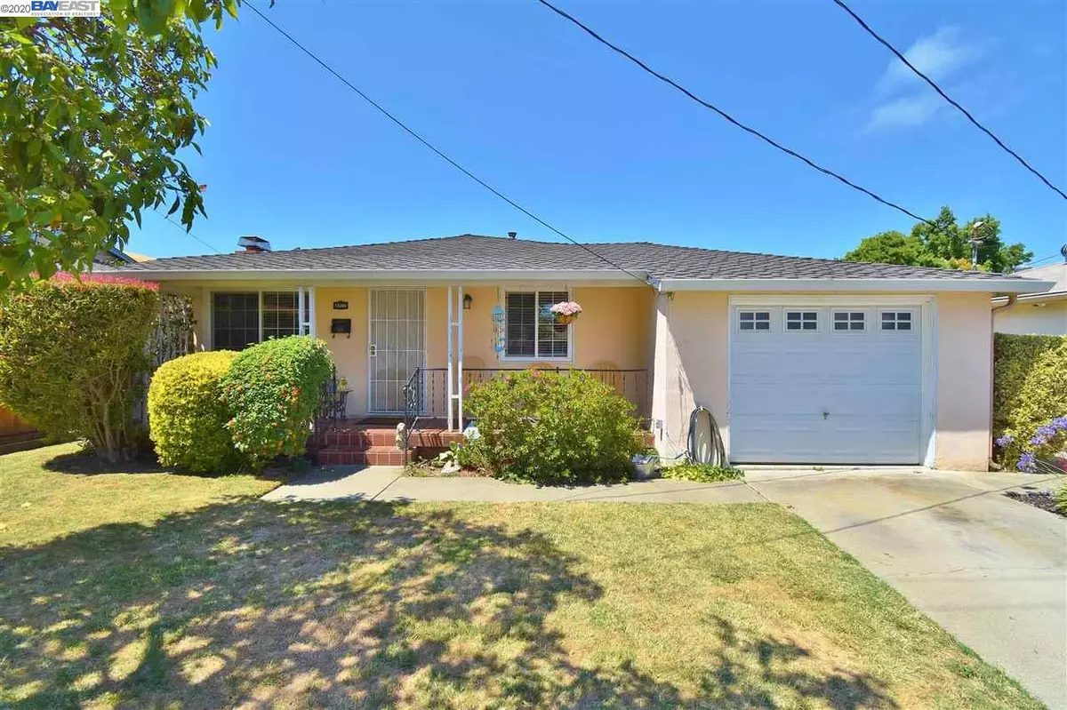 San Leandro, CA 94579,15369 Edgemoor Street