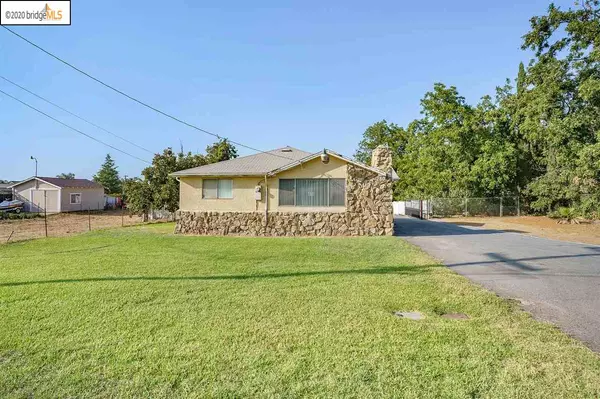 280 W Bolton Rd, Oakley, CA 94561