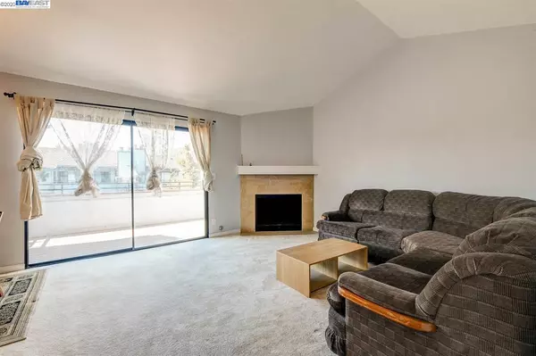 6354 Joaquin Murieta #B, Newark, CA 94560