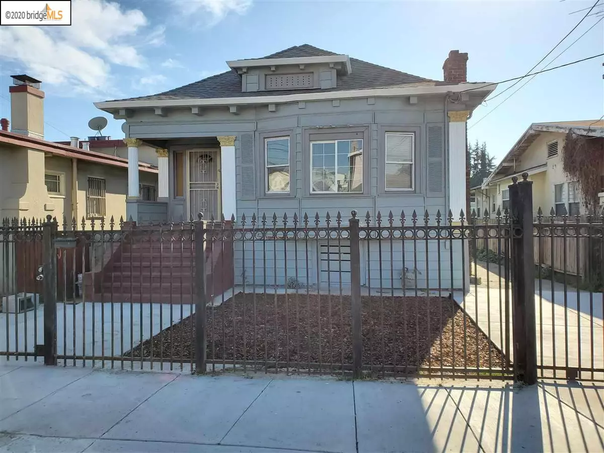 Oakland, CA 94601,5393 Princeton st