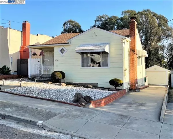 2964 Barrett St, Oakland, CA 94605