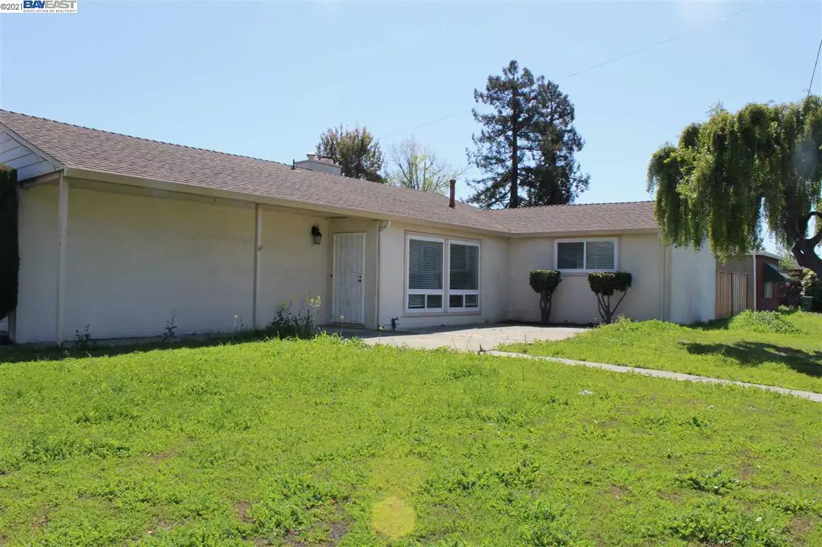 San Leandro, CA 94579,14709 Pepperdine St