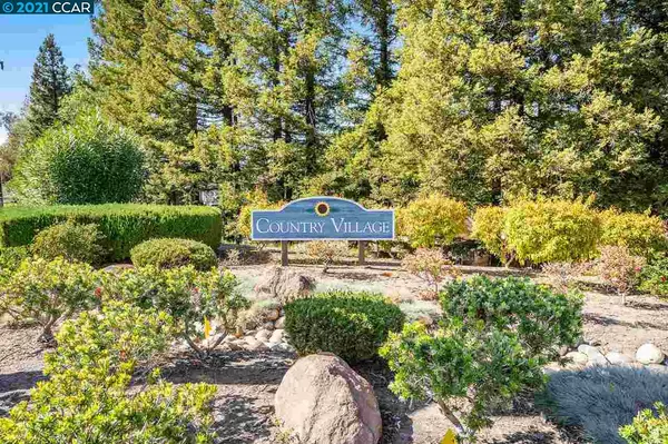 198 Farm Ln, Martinez, CA 94553