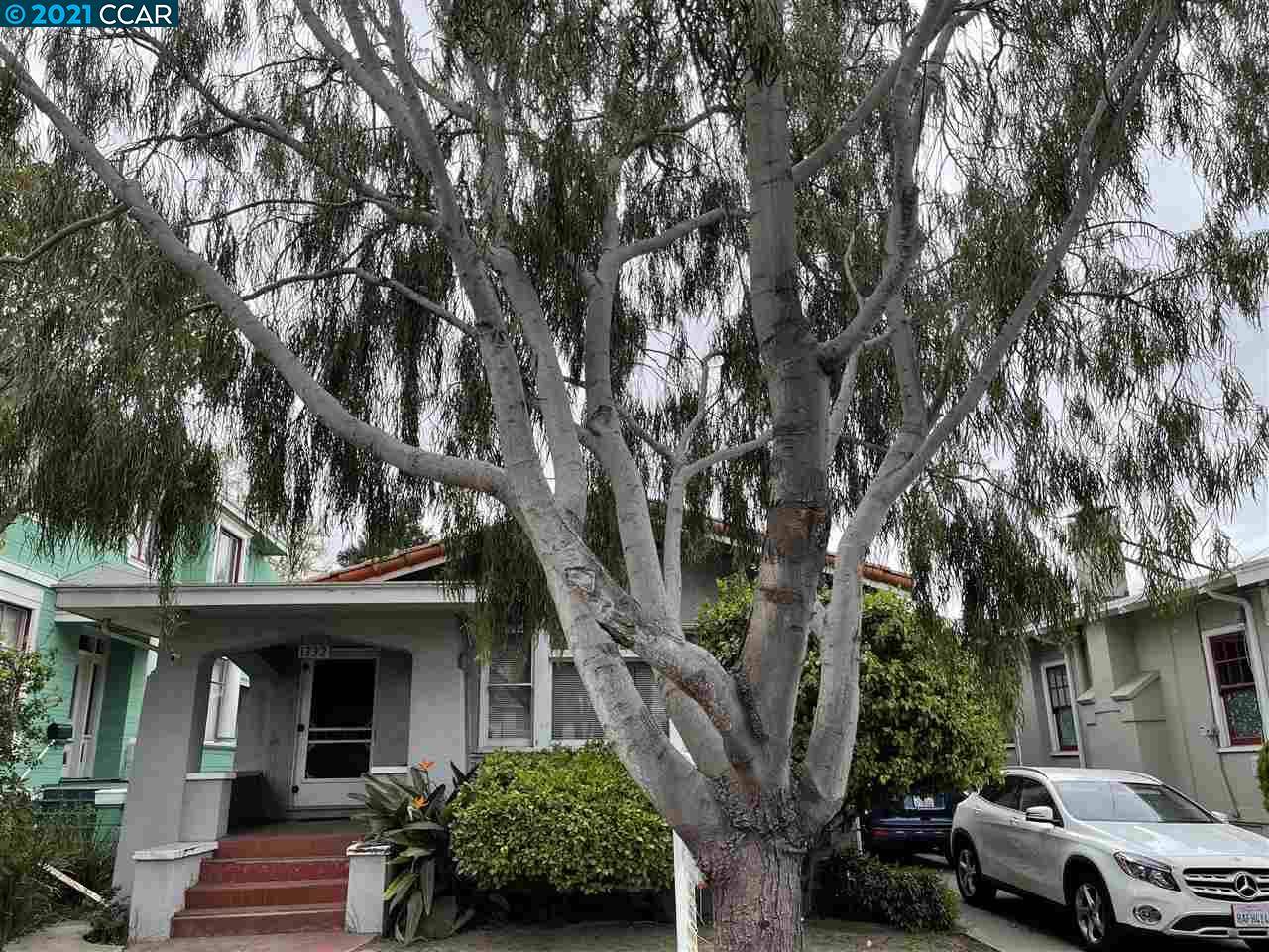 1332 Regent St, Alameda, CA 94501