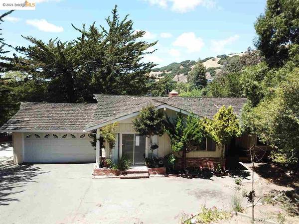 1398 Lake Chabot Rd,  San Leandro,  CA 94577