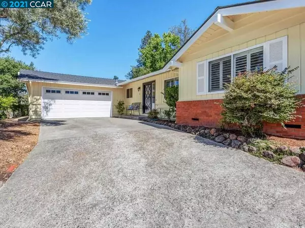 Orinda, CA 94563,5 Wanflete Ct