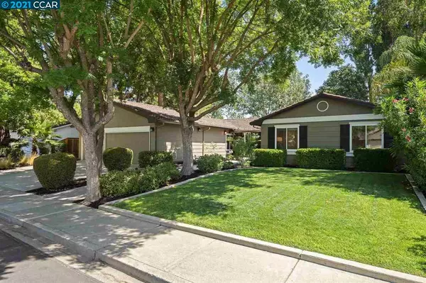 Walnut Creek, CA 94598,525 Banyan Cir