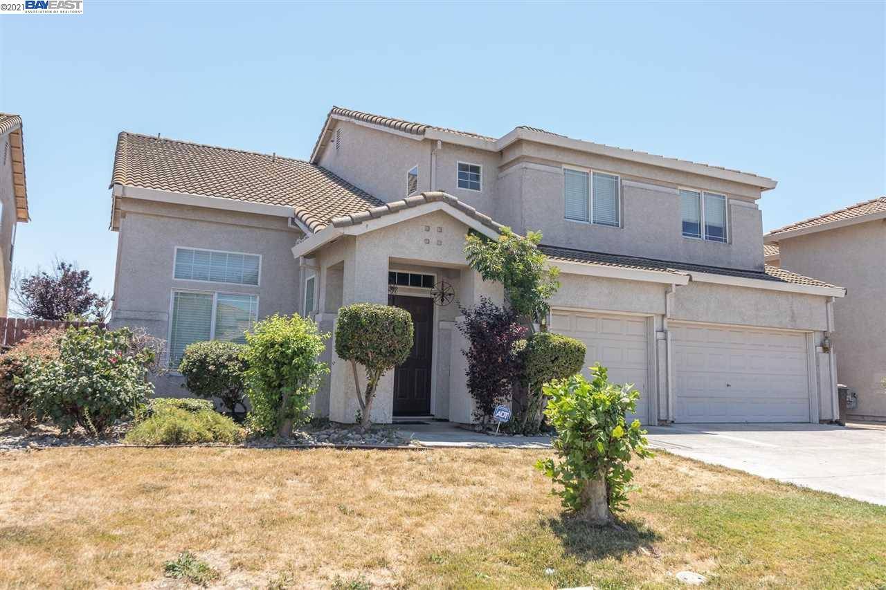 2034 Universal Dr, Stockton, CA 95206