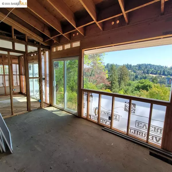 9 Loma Vista Dr, Orinda, CA 94563