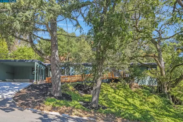 2 Los Amigos, Orinda, CA 94563