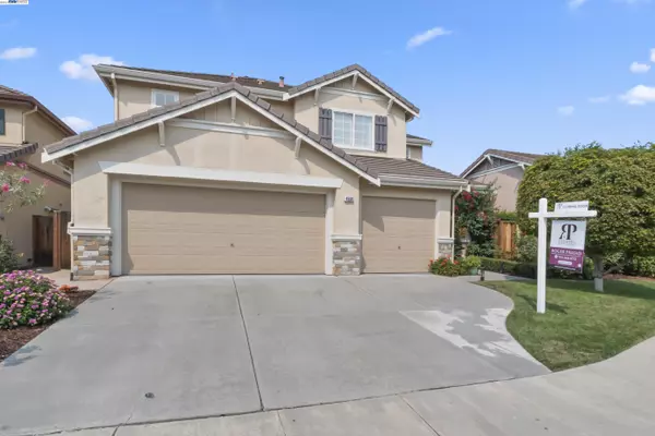 4550 Hawk Way, Dublin, CA 94568