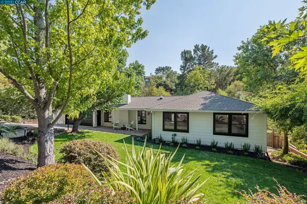 30 Meadow Park Ct., Orinda, CA 94563