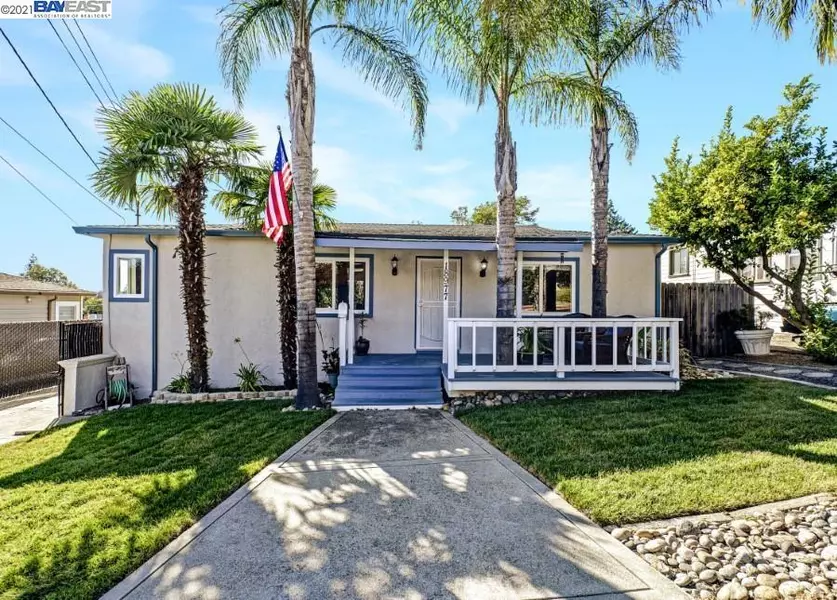 18977 Almond Rd, Castro Valley, CA 94546