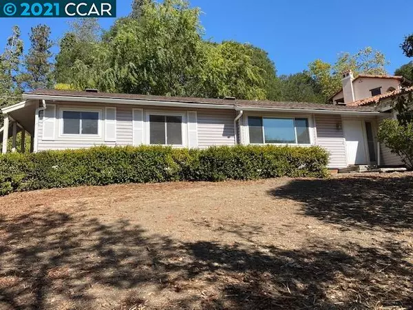 4 Southwood Ct, Orinda, CA 94563