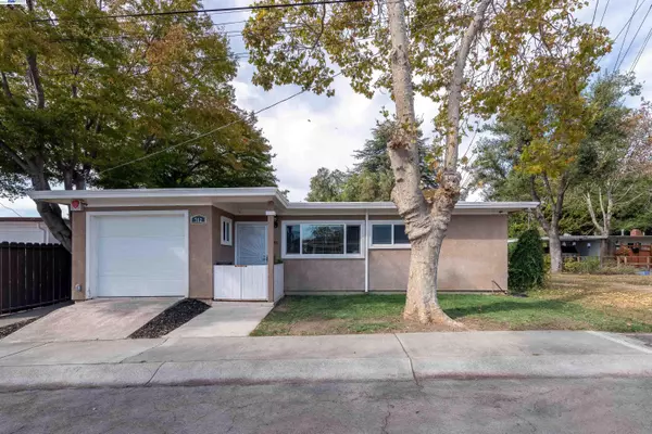 762 Lilly Ave, Hayward, CA 94544